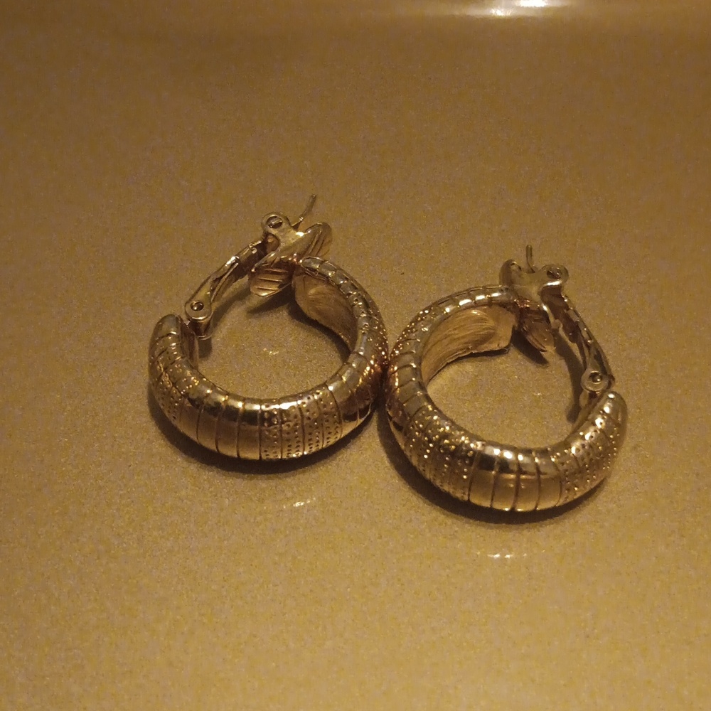 Trifari Clip on Earrings